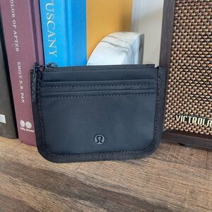 Lululemon Card Holder in Black